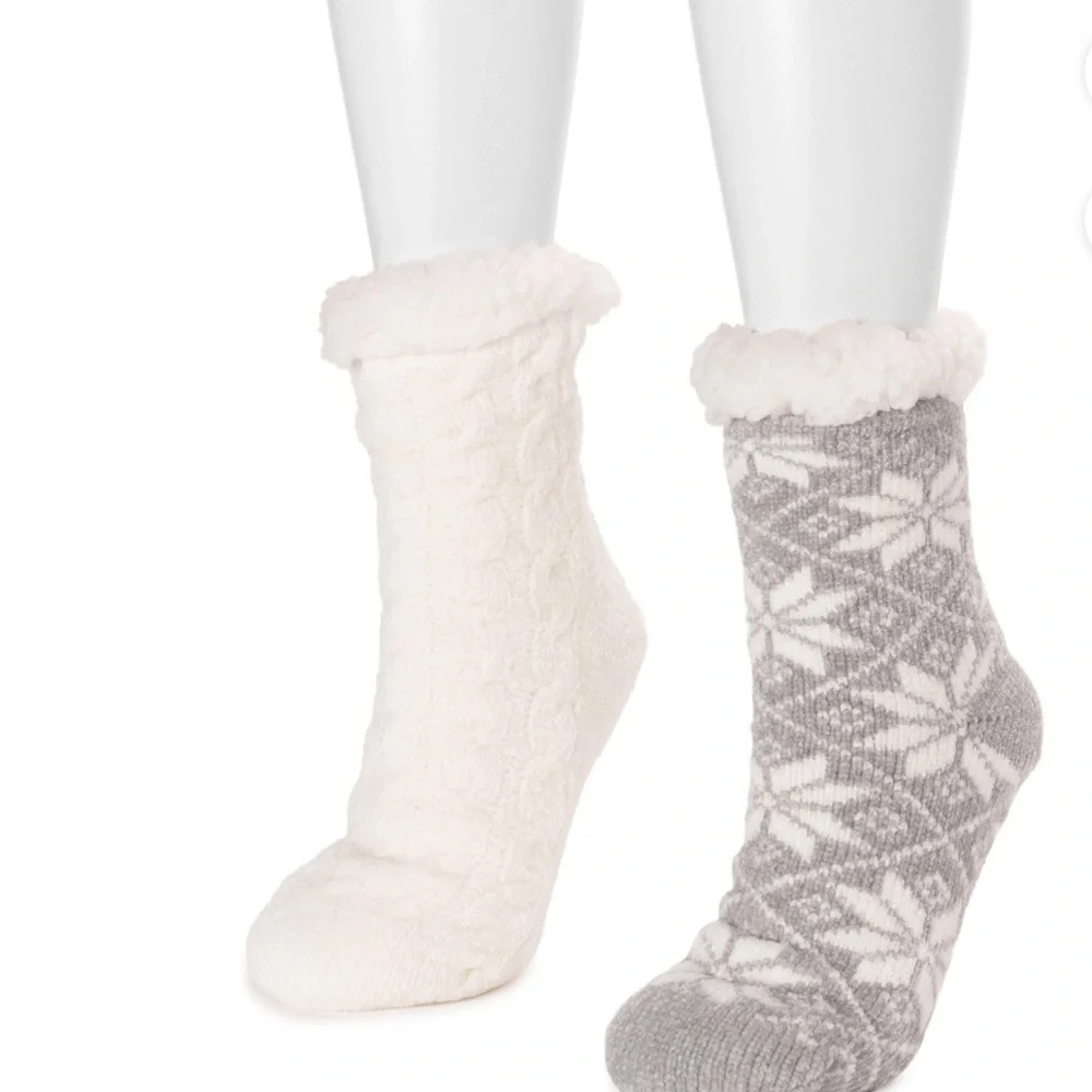 2pk Muk Luk‎ cream & gray chenille faux fur non slip mid-calf height socks L/XL
